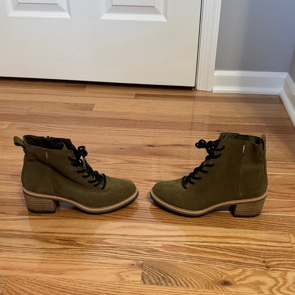 Toms Forest Green Lace-Up Boots - Picture 5 of 15